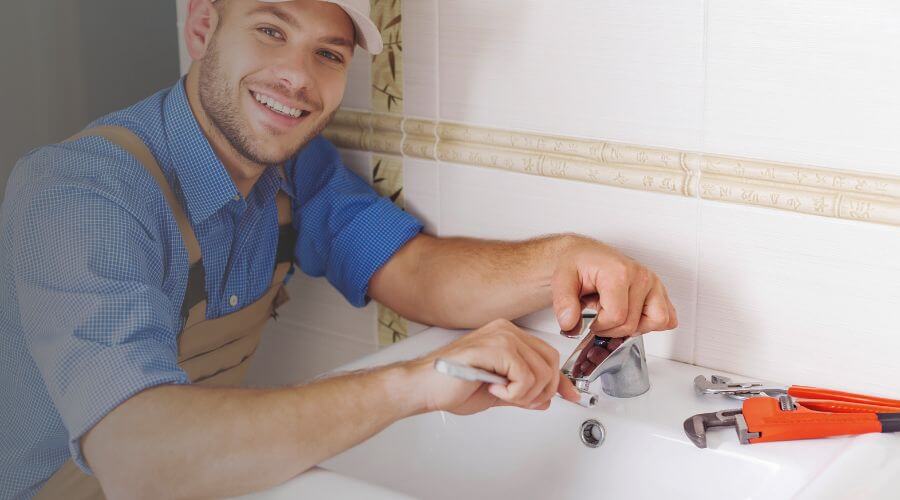 Expert burst pipe repair services in Midland, AR